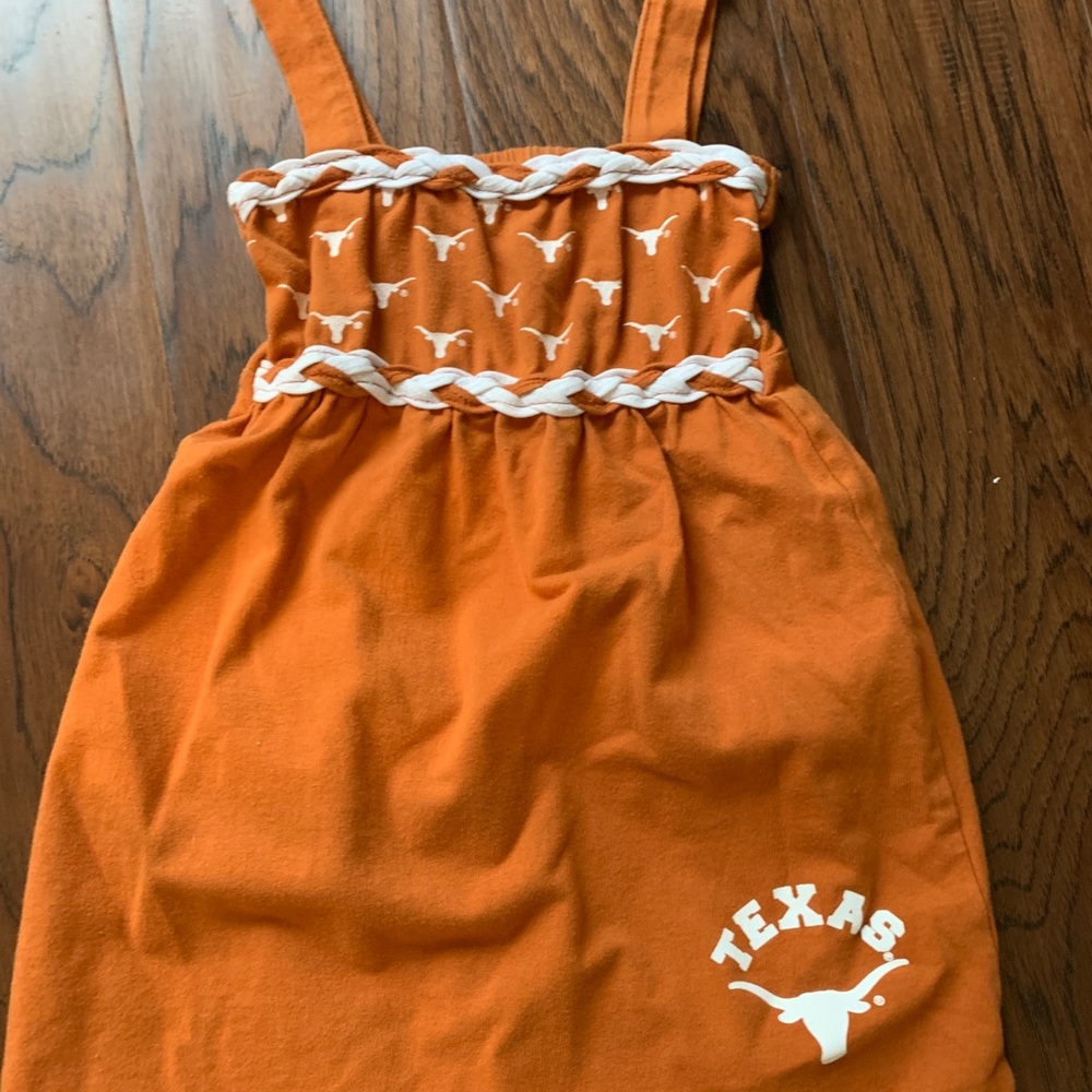 UT dress